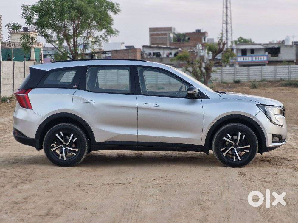 Mahindra Xuv700 2.2 Mx Diesel Mt 5 Str, 2022, Diesel