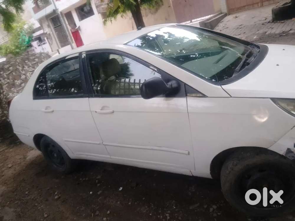 Tata Manza Club Safire90 2010