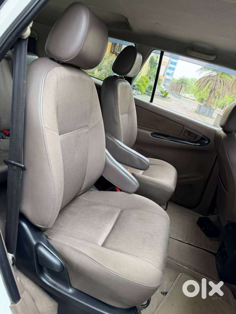 Toyota Innova 2.5 G (diesel) 7 Seater, 2016, Diesel