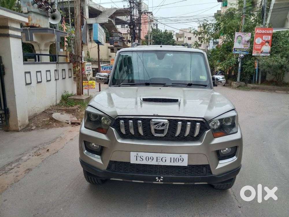 Mahindra Scorpio S10, 2015, Diesel