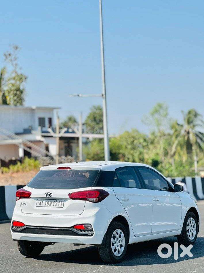 Hyundai I20 Sportz 1.2 Bs-iv, 2018, Petrol