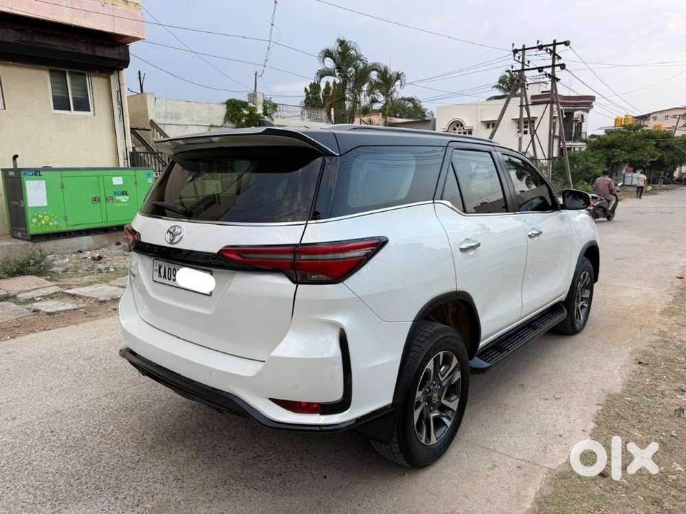 Toyota Fortuner Legender 4x2 At 2.8, 2022, Diesel