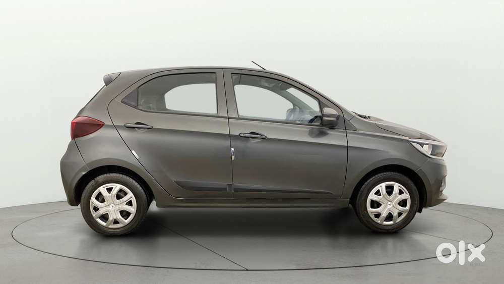 Tata Tiago 1.2 Revotron Xt, 2020, Petrol