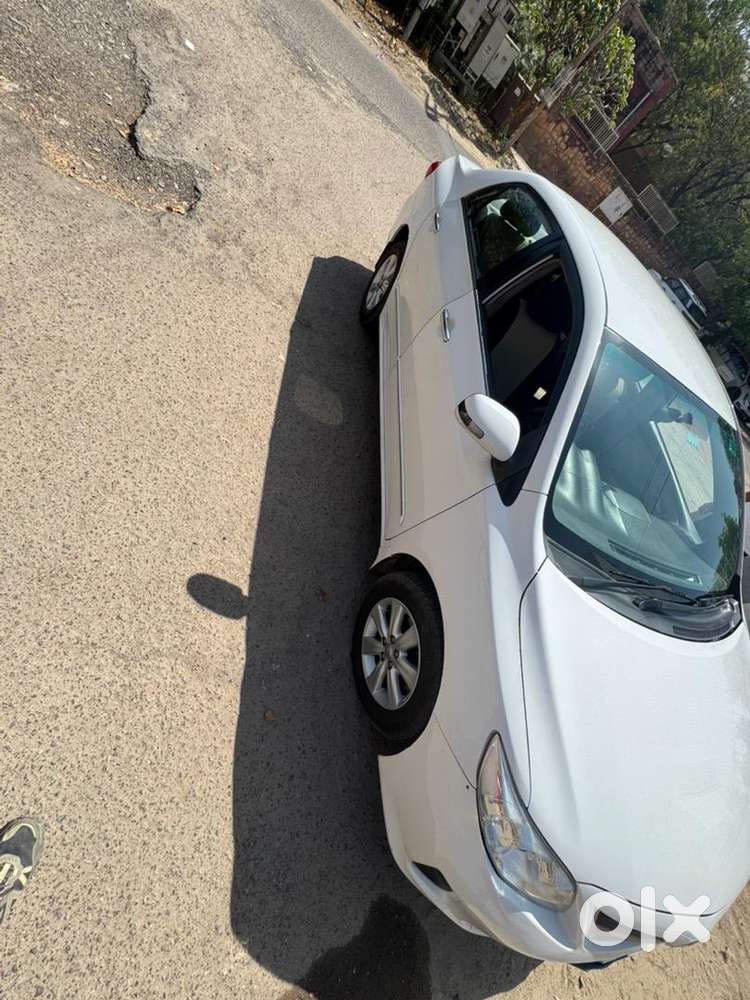 Toyota Corolla Altis 2012 Diesel Showroom Condition