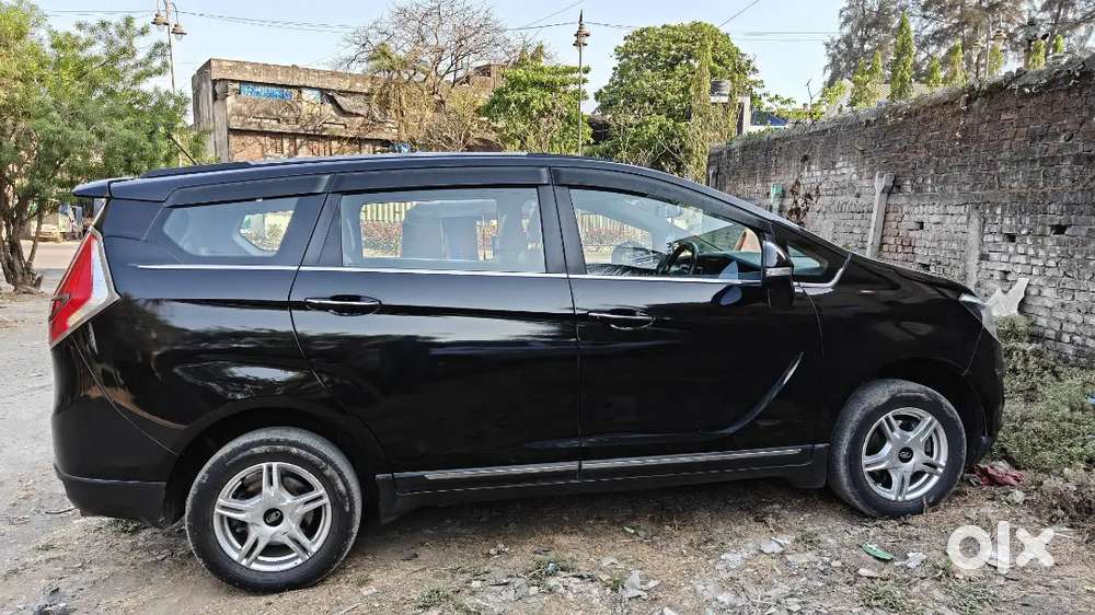 Mahindra Marazzo 2019