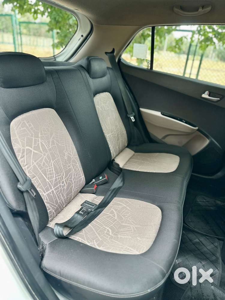 Hyundai Grand I10 Sportz, 2016, Petrol