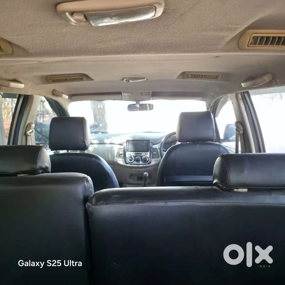 Toyota Innova 2013 Diesel 210000 Km Driven