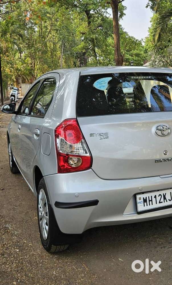 Toyota Etios Liva 2013-2014 G, 2013, Petrol