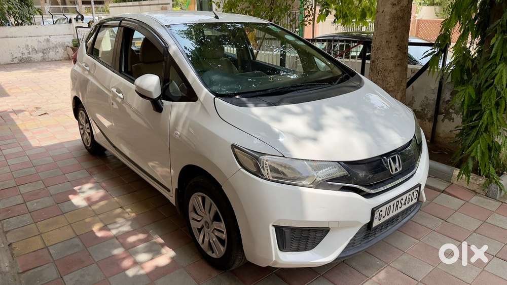 Honda Jazz Automatic 1.2 Petrol Cvt2016july First Owner Full Insurance