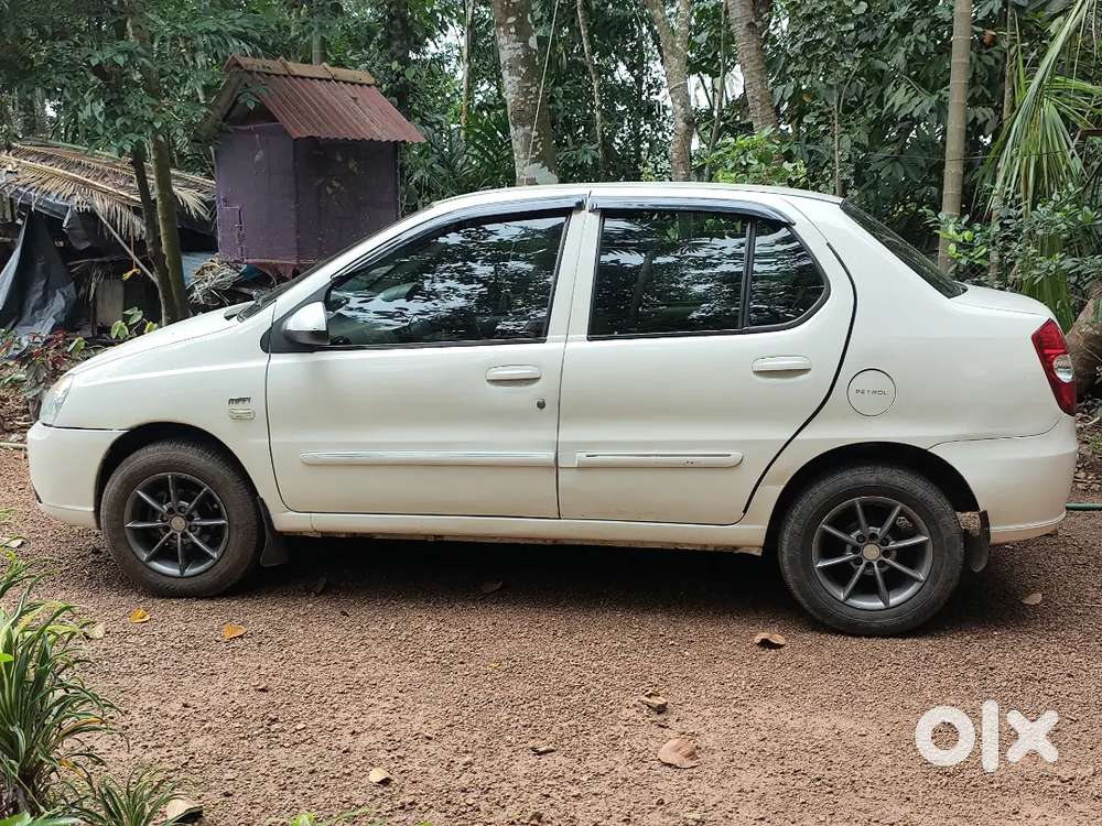 Tata Indigo Ecs Petrol 5th Owner 2013 Model