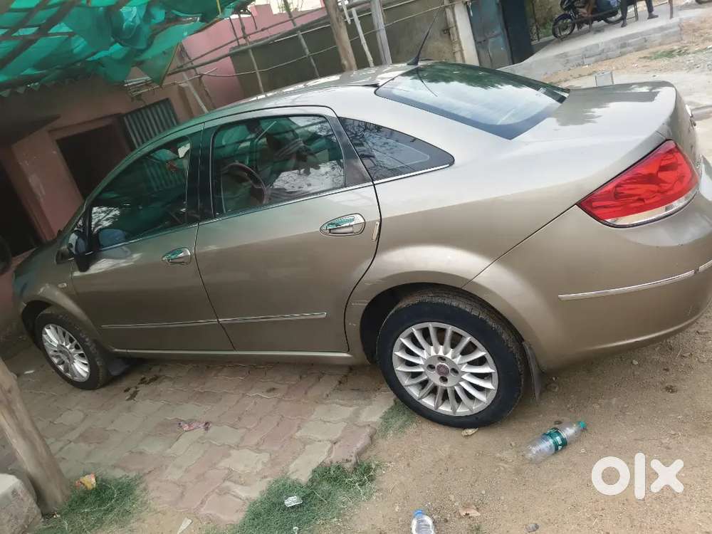 Fiat Linea 2011 Petrol 76000 Km Driven