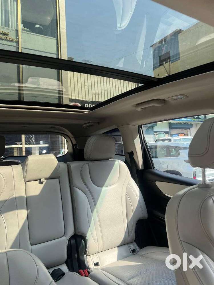 Mahindra Xuv700 2.2 Ax 7 Diesel Mt Str, 2023, Diesel