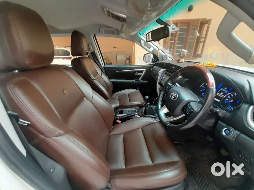 Toyota Fortuner Legender 2019