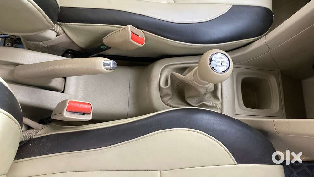 Maruti Suzuki Swift Dzire Zxi 1.2, 2015, Petrol