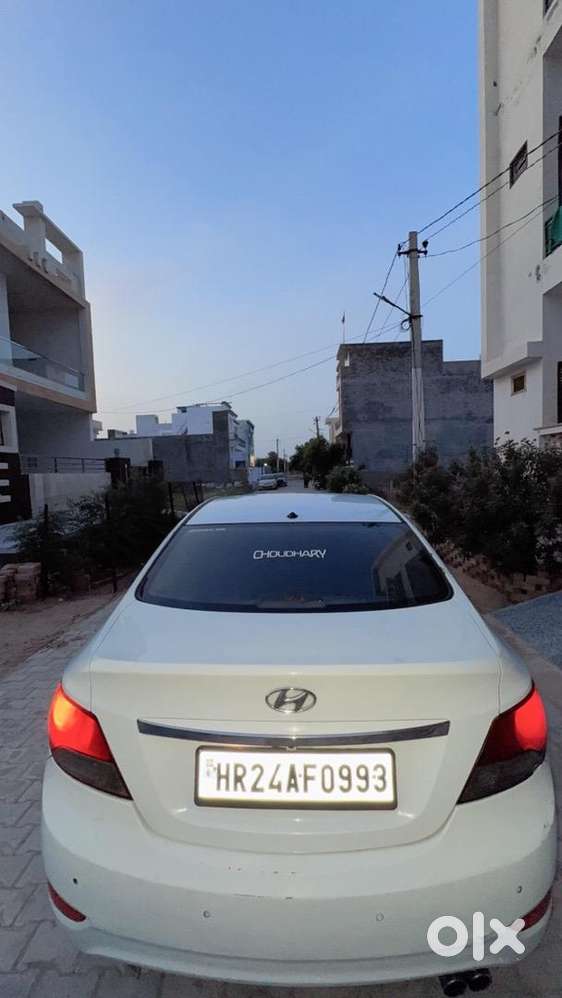 Hyundai Fluidic Verna 2012 Diesel 175000 Km Driven