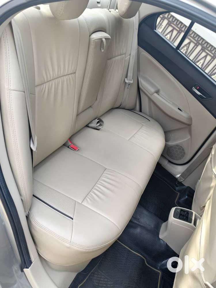 Maruti Suzuki Swift Dzire Vxi(o) Amt, 2022, Petrol