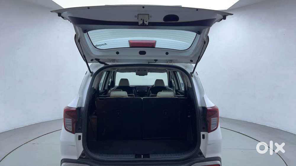 Kia Carens 1.4 Luxury Plus 6 Str, 2022, Petrol