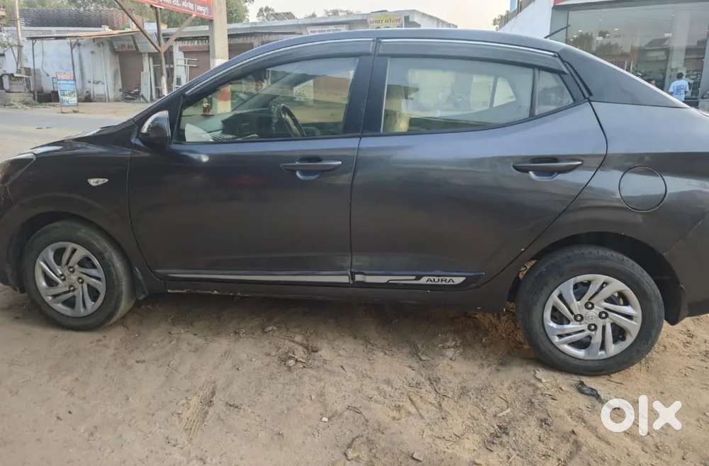 Hyundai Aura 2021 Cng & Hybrids 60000 Km Driven, 1st Owner