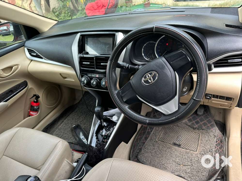 Toyota Yaris 1.5 Automatic With  Cng 2021