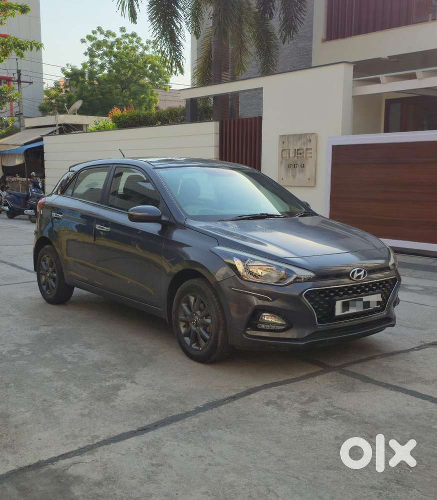 Hyundai Elite I20 Sportz (o) 1.2, 2020, Petrol