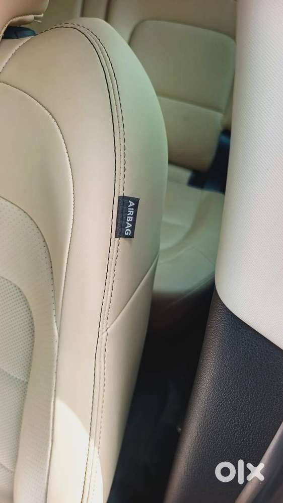 T Safari Xz+ (mt Diesel 2.0l) - Tropical Mist Adventure -7 Seater