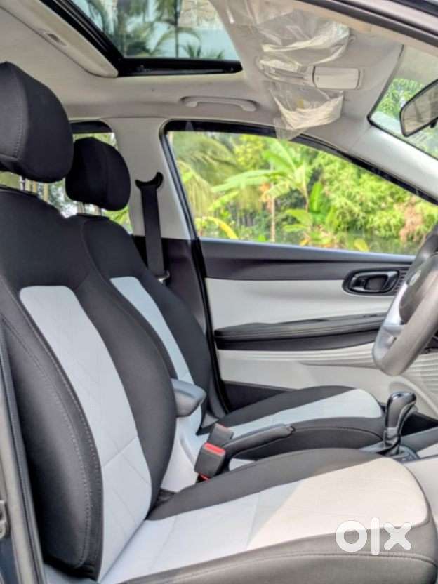 Hyundai I20 Sportz 1.2 Ivt, 2024, Petrol