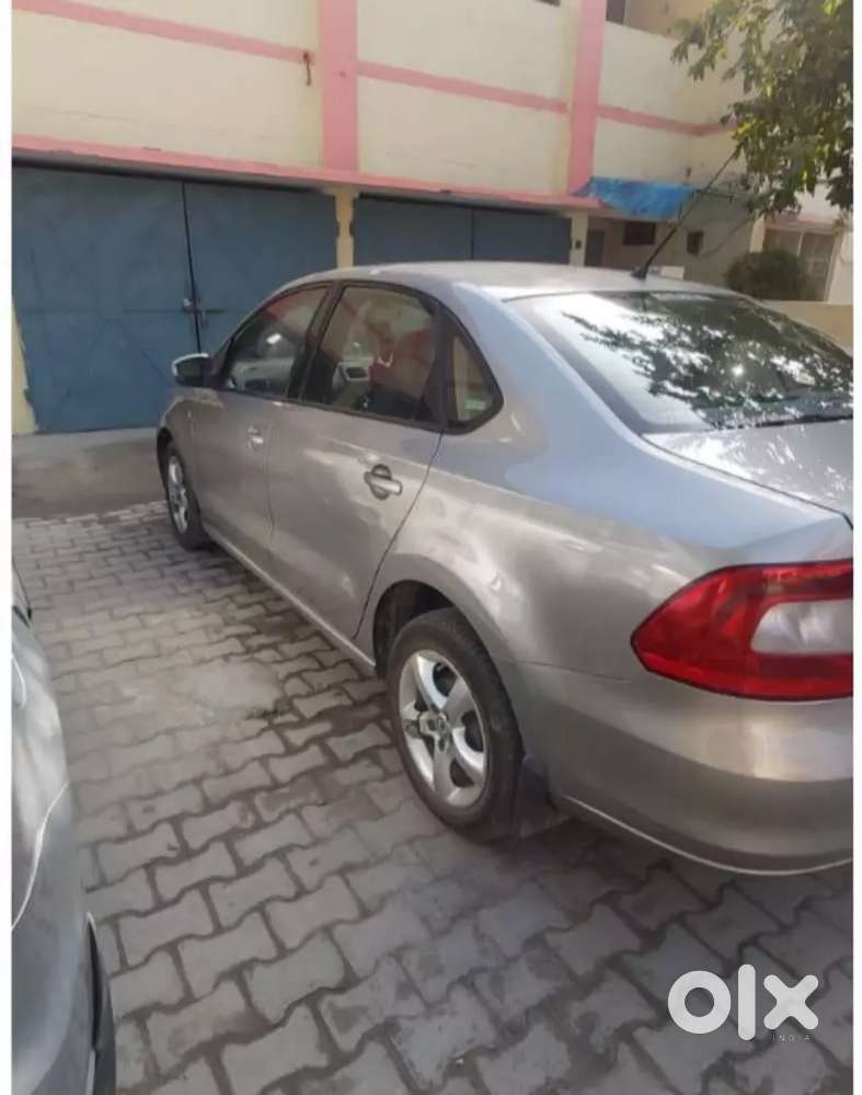 Skoda Rapid 2013 Diesel 156000 Km Driven