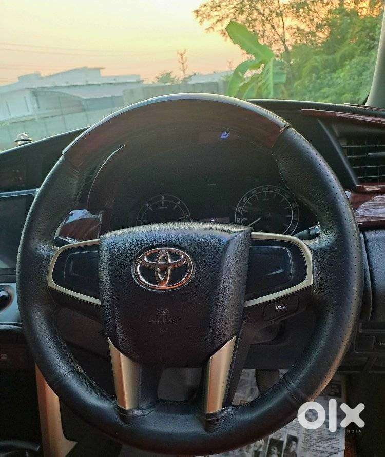 Toyota Innova Crysta 2.7 Gx At, 2017, Diesel