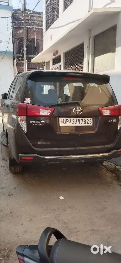 Toyota Innova Crysta 2019