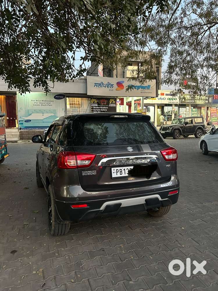 Maruti Suzuki Brezza 2017 Diesel Well Maintained