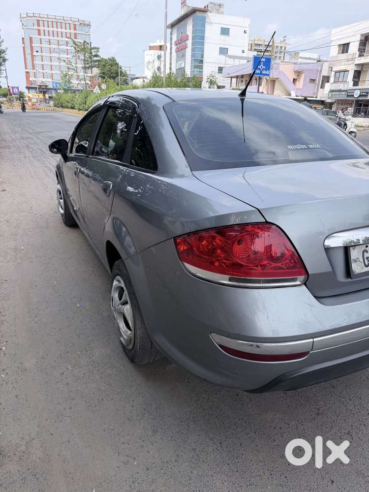 Fiat Linea Emotion 1.3 L Advanced Multijet Diesel, 2016, Diesel