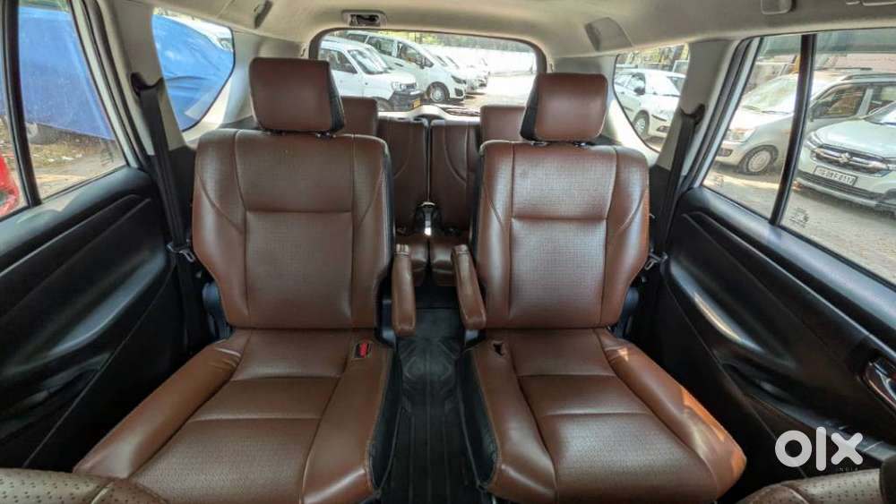 Toyota Innova Crysta [2020-ongoing] 2.7 Gx Mt 7 Str, 2023, Diesel