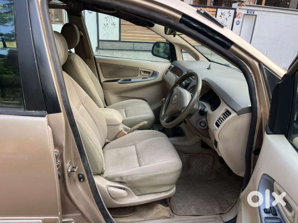 Toyota Innova 2.5 G (diesel) 7 Seater, 2006, Diesel