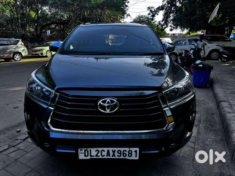 Toyota Innova Crysta 2017 Diesel 125000 Km Driven