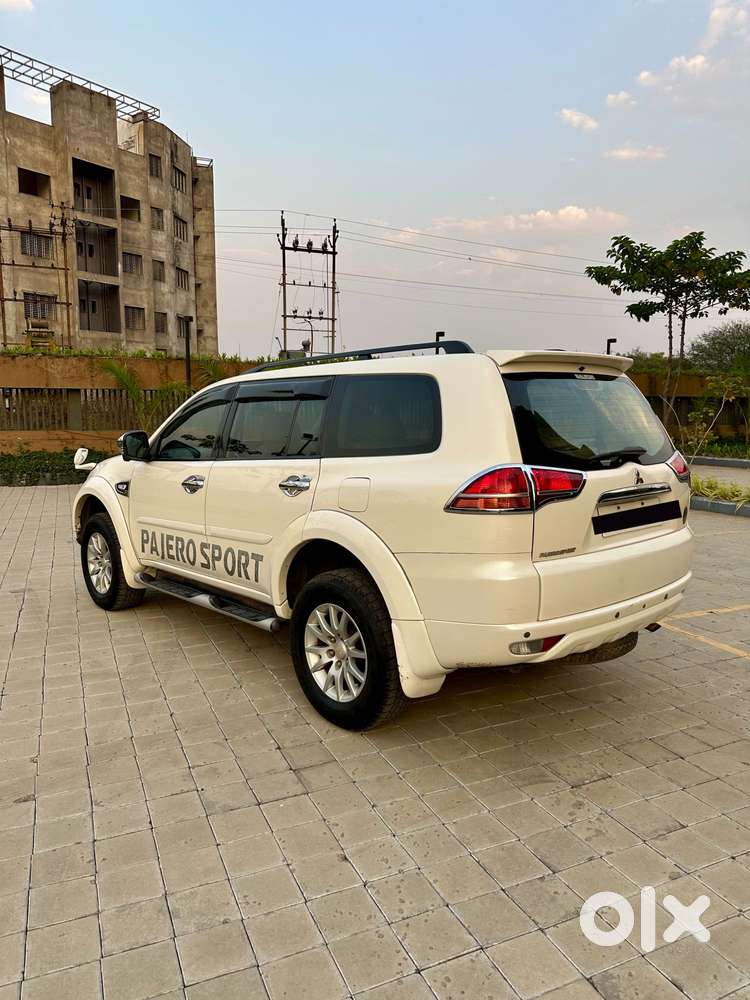 Mitsubishi Pajero Sport Anniversary Edition, 2014, Diesel