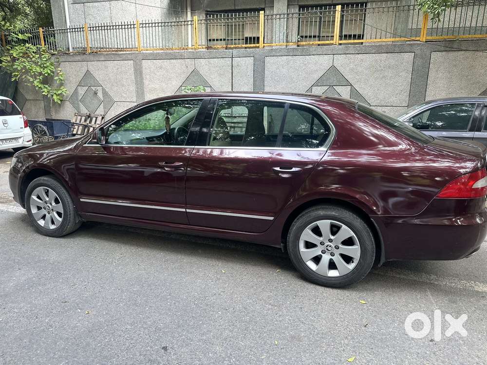 Skoda Superb Elegance 1.8 Tsi At, 2013, Petrol