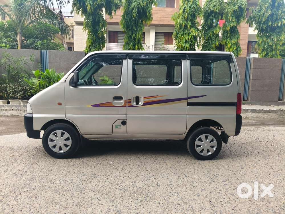 Maruti Suzuki Eeco 2016