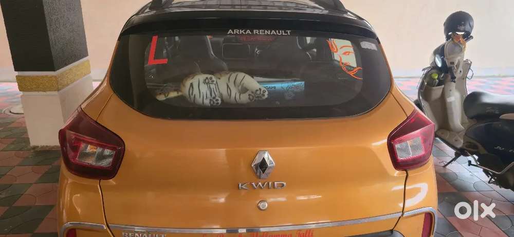 Renault Kwid 2022 Petrol 27000 Km Driven