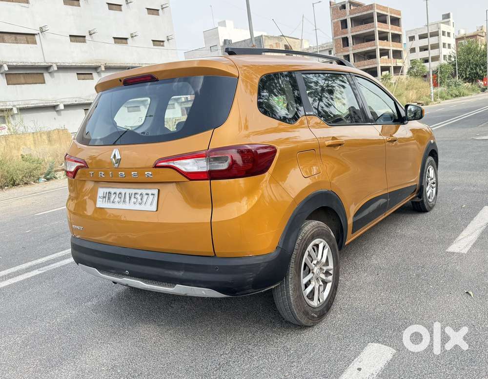 Renault Triber Rxt, 2020, Petrol