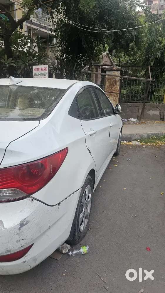 Hyundai Verna 2012