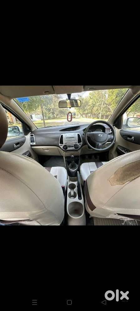 Hyundai I20 Petrol Cvt Magna Executive, 2012, Petrol