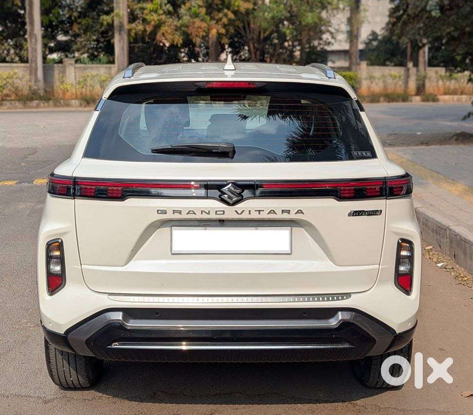 Maruti Suzuki Grand Vitara 1.5 Alpha Plus Dual Tone Intelligent Hybr..