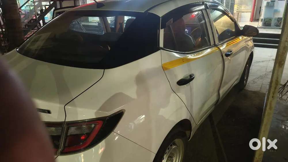 Hyundai Aura Ecng  1.2  2024