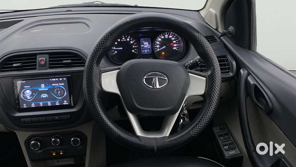 Tata Tiago Xe, 2018, Petrol