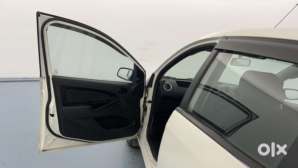 Ford Figo 2010-2012 Petrol Exi, 2014, Petrol