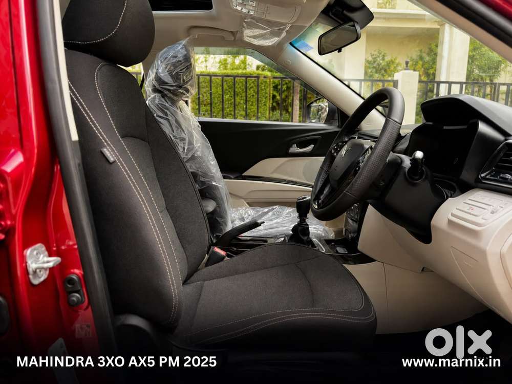 Mahindra Xuv 3xo Ax5 Pm Mt, 2025, Petrol