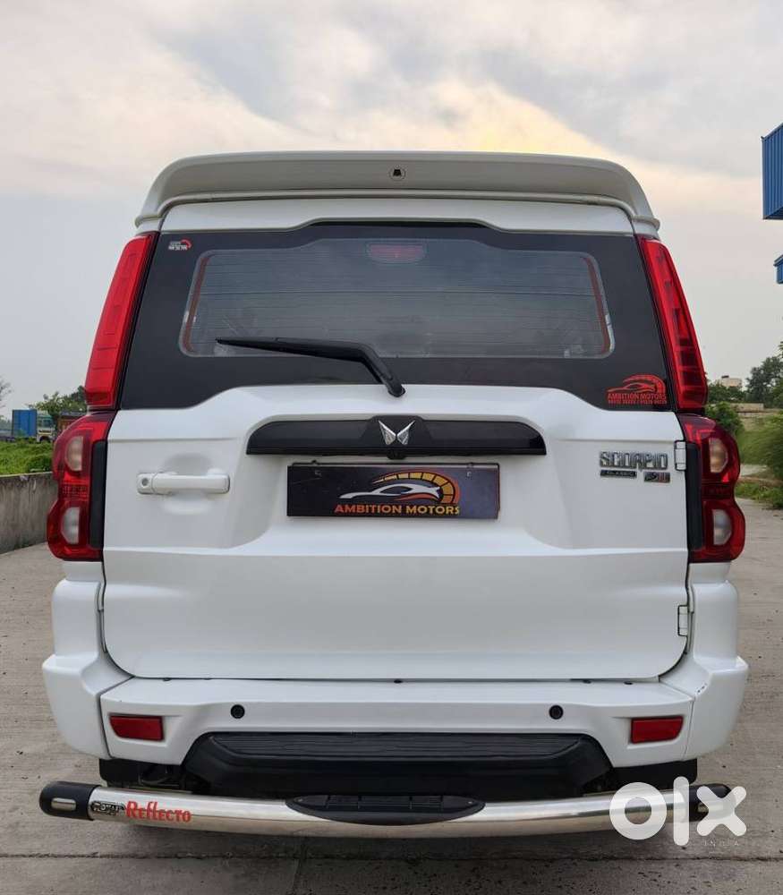 Mahindra Scorpio Classic 2.2 S 11 Mt 7 Str, 2024, Diesel