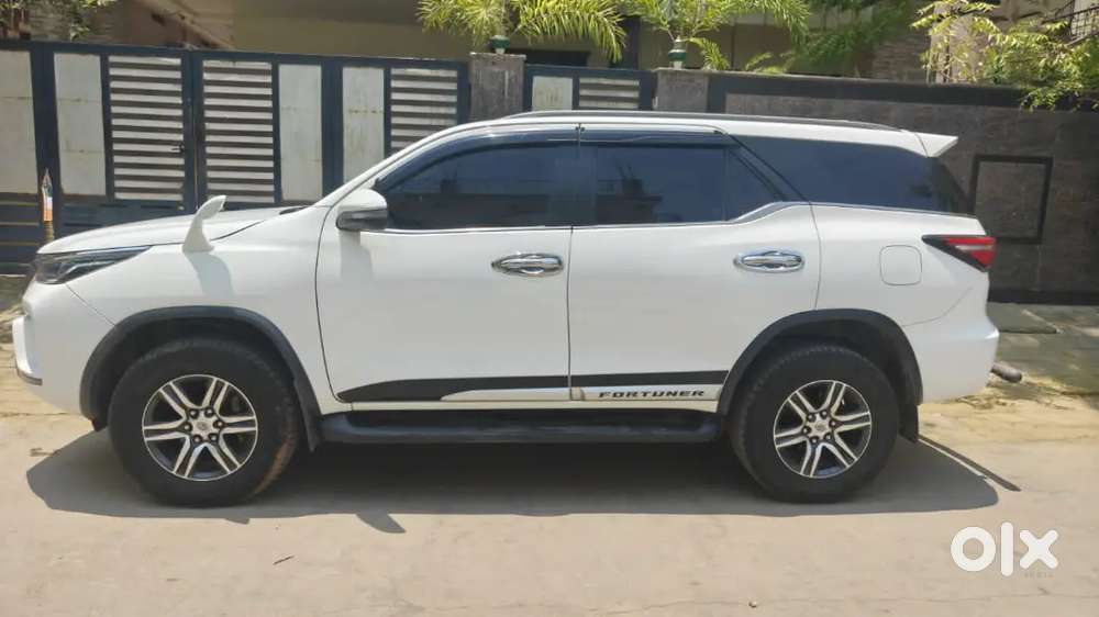 Toyota Fortuner 2024 Diesel 60000 Km Driven