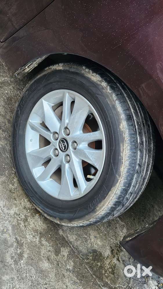 Toyota Innova Crysta 2.7 Gx At 8s, 2019, Diesel