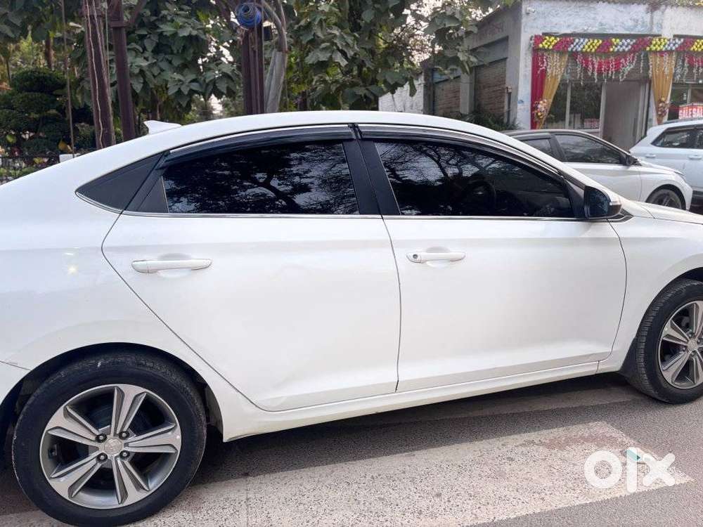 Hyundai Verna Crdi Vgt Sx 1.5, 2019, Petrol